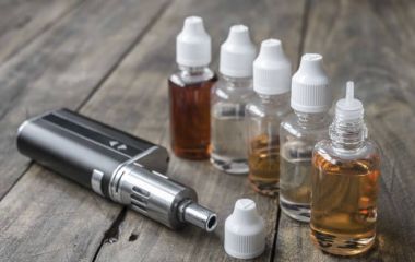 Жидкость для заправки электронных сигарет: как оно влияет на качество пара Жидкость для заправки электронных сигарет: как оно влияет на качество пара